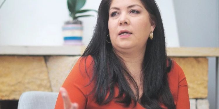 MOE solicitó al gobierno “promover un lenguaje libre de estereotipos frente a las mujeres”