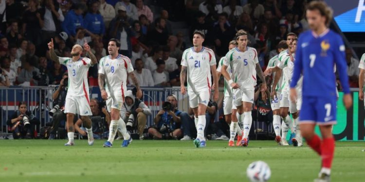 Italia sorprendió a Francia en el Parque de los Príncipes