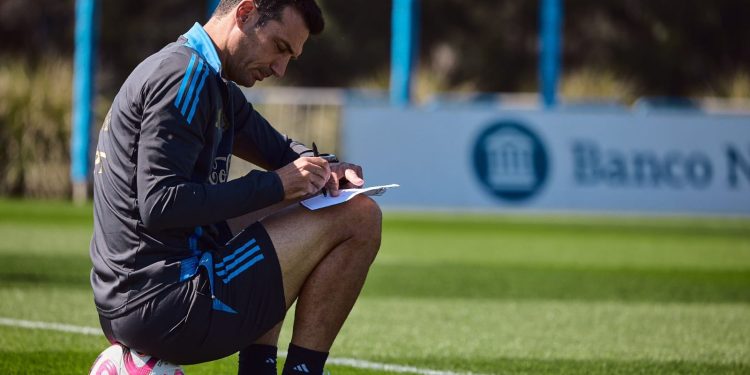 El campeón del mundo entrenará hoy en el Romelio Martínez