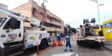 Air-e normaliza 70% de circuitos afectados por el fuerte impacto de vendaval