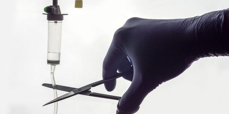 Aprueban en primer debate proyecto que busca reglamentar la eutanasia en Colombia