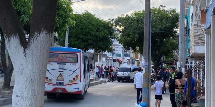 Sentida despedida para conductor de Cooasoatlan asesinado; la Policía intensifica la búsqueda del autor material del crimen