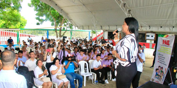 Malambo da un paso firme en la mejora educativa con la entrega de su primer comedor escolar