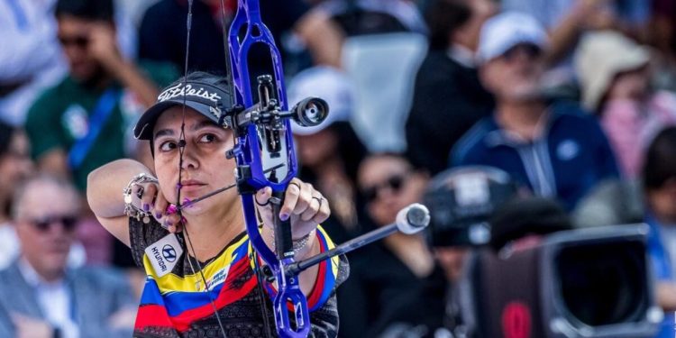 Sara López conquistó su noveno título mundial en tiro con arco