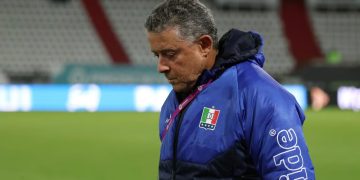 Luto en el fútbol colombiano: falleció el técnico antioqueño Pedro Sarmiento