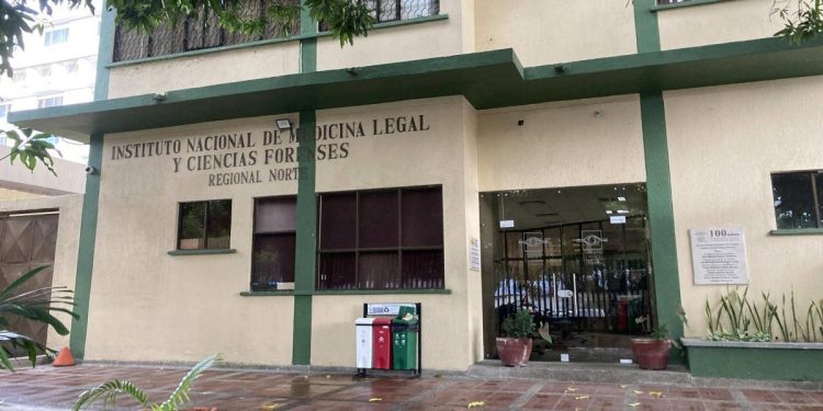 A bala asesinan a mujer en el barrio Rebolo