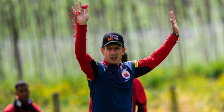 Deportivo Pasto desmiente rumores sobre el futuro de Gustavo Florentín