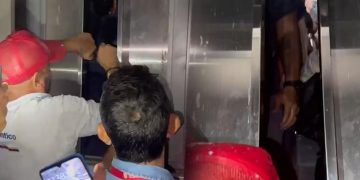Siete personas atrapadas en ascensor de la gobernación del Atlántico durante apagón
