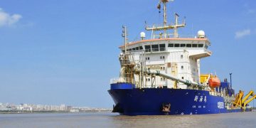 Inicia operaciones la draga Xin Hai Ma en el Puerto de Barranquilla
