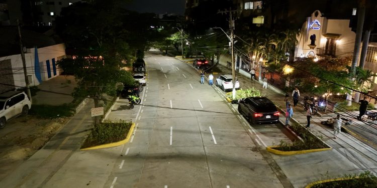 Alcalde Char entregó primer tramo de la ampliación de la carrera 49C