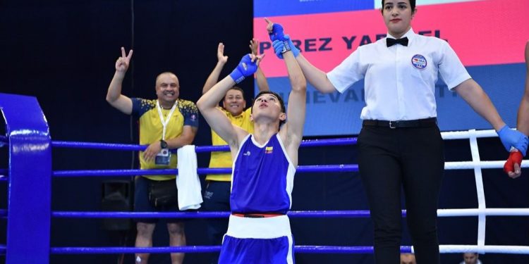 Colombia aseguró la primera medalla en el Mundial Juvenil de Boxeo