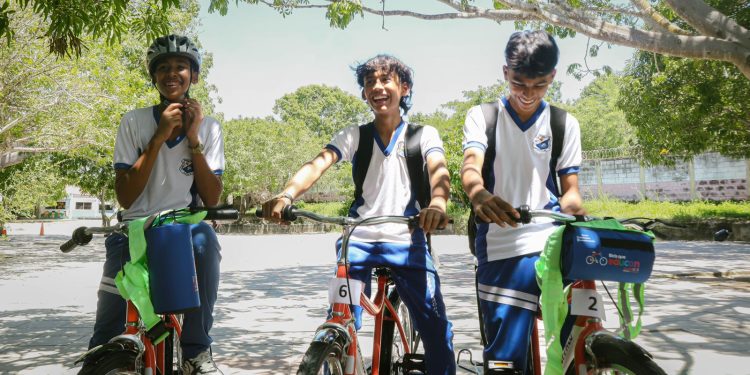 Bicicletas contra la deserción escolar llegan a Galapa gracias ScotiaGBS y World Bicycle Relief y Triple A