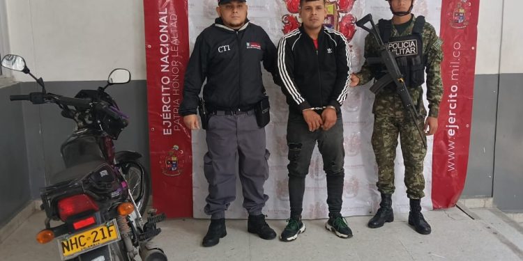 Lo capturan por homicidio en La Pradera: iba en una moto