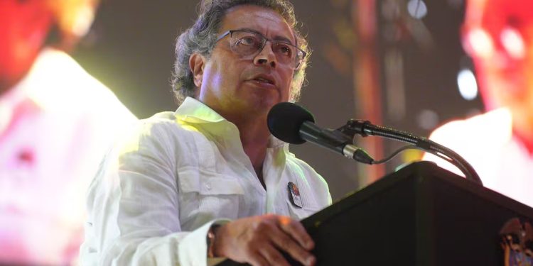 “Yo no quiero más contratos de exploración y explotación de petróleo y gas”: Petro