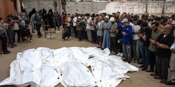 Al menos 55 muertos y más de 300 heridos en Gaza por nuevo ataque israelí