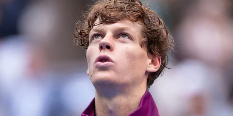 Jannik Sinner enfrenta controversia tras positivo en dopaje