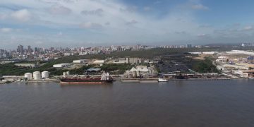 Inicia operaciones la draga Xin Hai Ma en el Puerto de Barranquilla