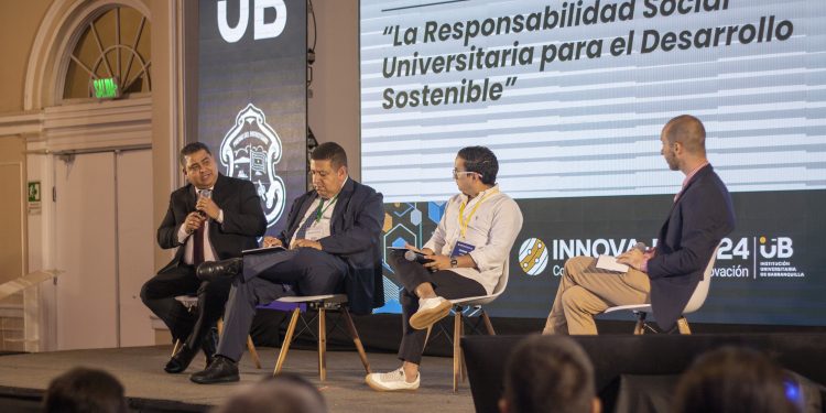 Institución universitaria de Barranquilla realizó el INNOVA-BAQ CONGRESS 2024