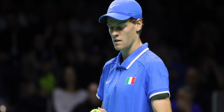 Pietrangeli critica a Sinner y el equipo italiano tras la Copa Davis