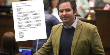 Senador Carlos Meisel llama al orden a precandidatos presidenciales del Centro Democrático