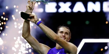 Zverev conquista París-Bercy y frena a Humbert en casa