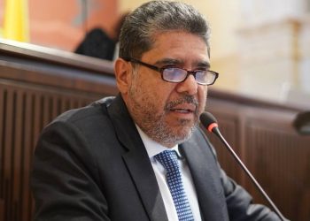 Contralor alerta sobre un inminente desabastecimiento energético en el país