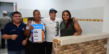 Vidas dignificadas para familias de Rebolo y La Luz: alcalde Char entrega nuevos mejoramientos de vivienda