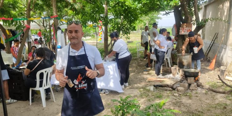 ‘Al sabor de mi pueblo’ invita a un festín de sabores y tradición en el barrio El Pueblo