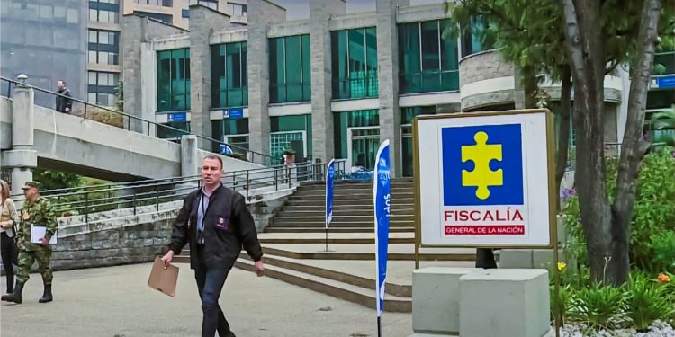 Exministra María Isabel Urrutia enfrenta cargos por irregularidades en contratación de sistema de validación en el deporte