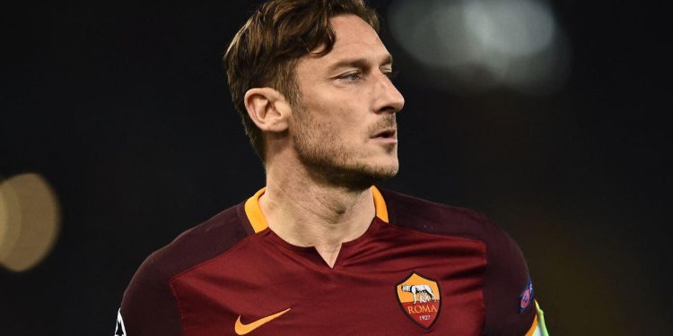 Exjugador Francesco Totti está siendo investigado por fraude fiscal