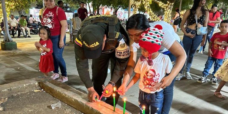 Día de velitas | La Policía de Bolívar protege el espíritu de la tradición