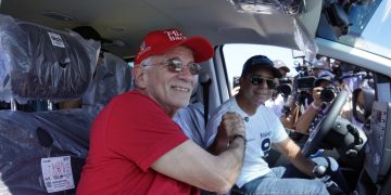 “Encontramos una Policía desmantelada y un cementerio de motos”: Char