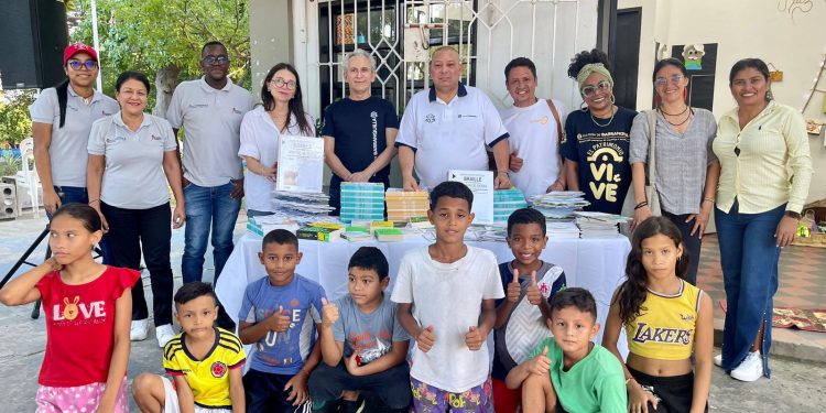 Alcaldía de Barranquilla entrega 1.200 libros para fortalecer el servicio público de bibliotecas