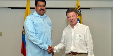 Por sus cuestionamientos a Maduro, Duque calificó a Santos de “oportunista”