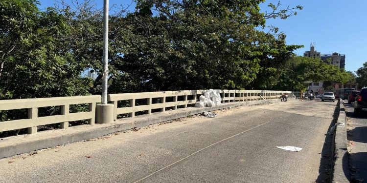 Avanzan las obras de recuperación del puente de la carrera 38 con calle 65