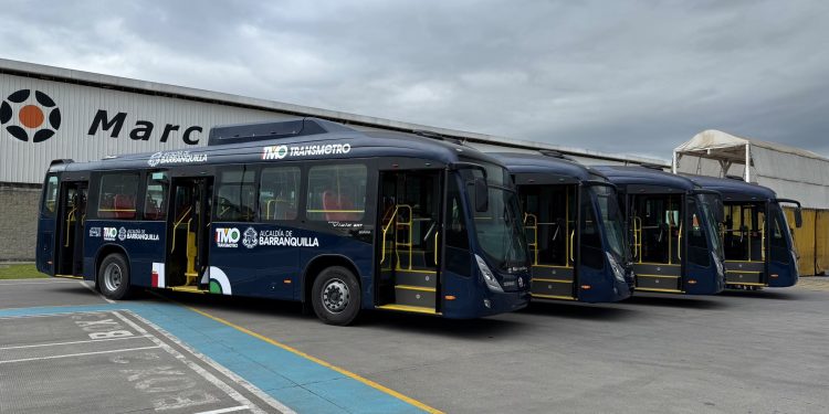 Estos son los nuevos buses de Transmetro