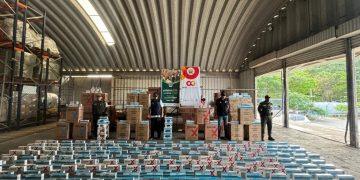 Duro golpe al contrabando en plena temporada navideña: incautan mercancías ilegales por más de $410 millones