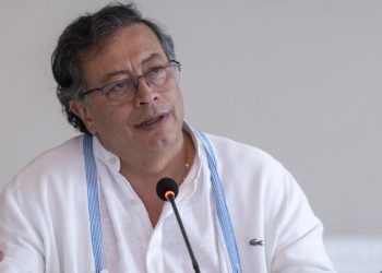 Petro anuncia cambios en esferas tributarias del país tras hundirse reforma tributaria