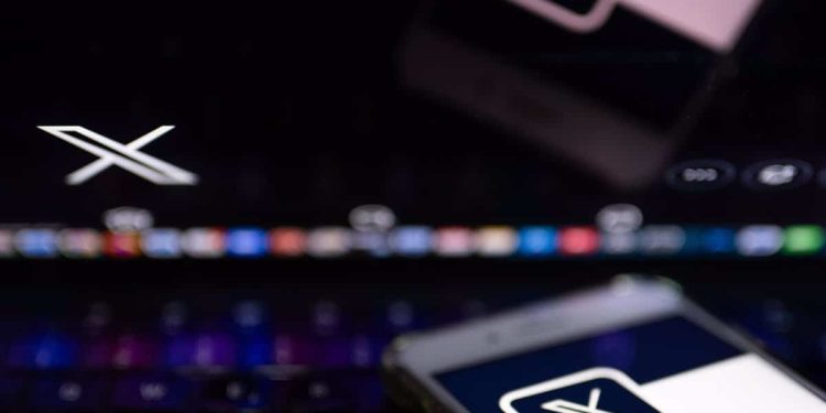 Problemas técnicos en la red social ‘X’ afectan a usuarios