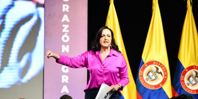 “Hay una mano oscura”: Cabal denuncia saboteos en su contra durante debates del Centro Democrático