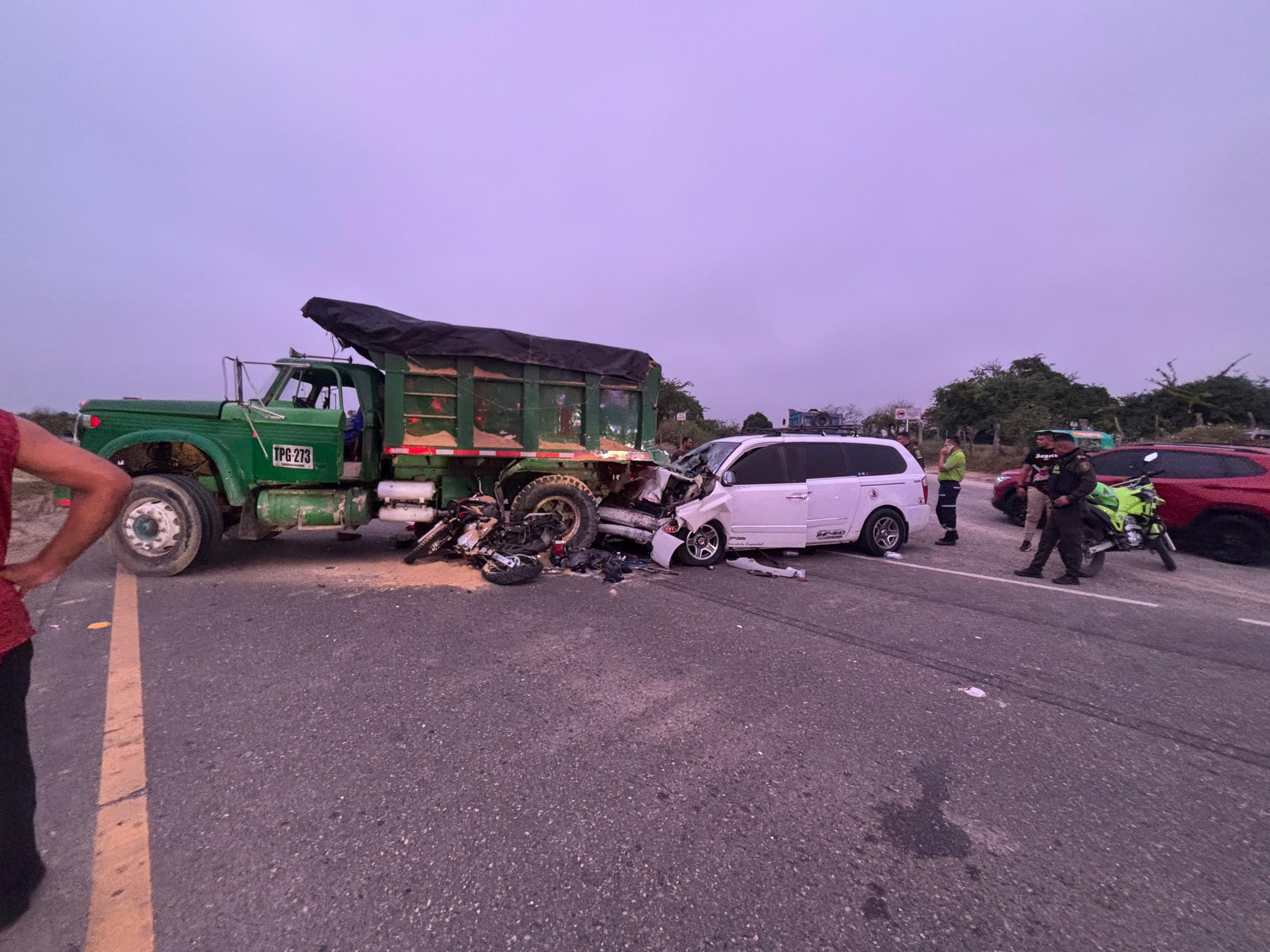 Dos muertos y seis heridos tras grave accidente en la variante Sabanalarga - Palmar de Varela 4 d7ef2431 47c9 4a43 9cbc 0b4fcb1284b3 scaled