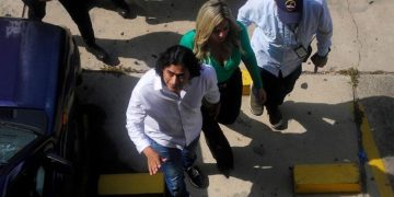 Fiscalía usará chats y múltiples pruebas en juicio contra Nicolás Petro