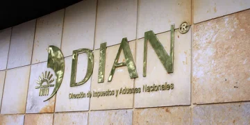 OCDE destaca a Colombia por gestión fiscal y colaboración internacional sobre información tributaria