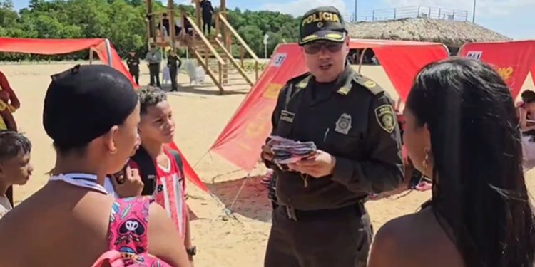 Policía Metropolitana de Barranquilla refuerza seguridad en playas y sitios turísticos de la ciudad