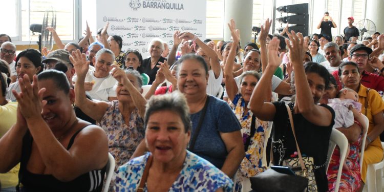Con la entrega de 2.000 títulos de vivienda, Barranquilla avanza hacia una ciudad más equitativa
