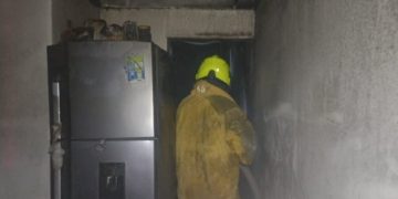 Se incendió una vivienda en Riohacha por una vela encendida