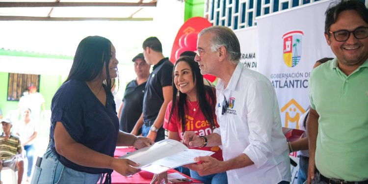 150 Familias del corregimiento San José de Saco reciben su título de propiedad en un acto histórico