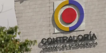 Contraloría advierte riesgo de racionamiento energético por deudas acumuladas