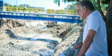 Gobernador Eduardo Verano: “Miren a la gente contenta con el avance de obra en arroyo El Platanal, está en 50 %”