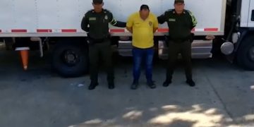 Policía incauta 335 kilos de cocaína en caleta de camión en el Cesar